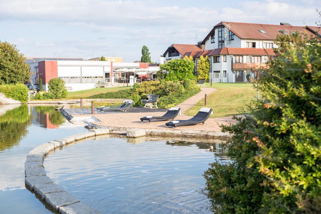 Aramis Tagungs- Und Sporthotel Гойфельден Экстерьер фото